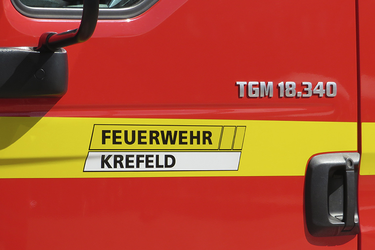 Schriftzug Feuerwehr Krefeld